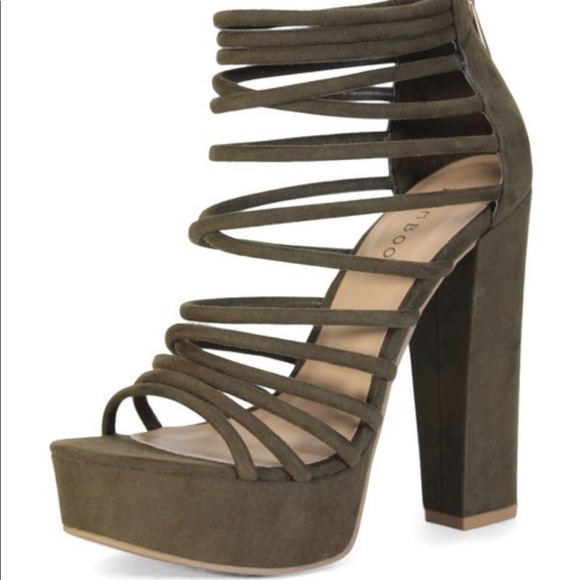 Shoes - Olive Green Strappy Heel Size 7